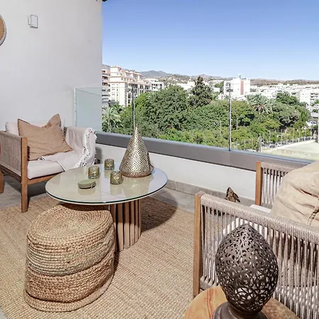 Inf2.4e - Modern 2-bed With Roof Pool Apartment Estepona