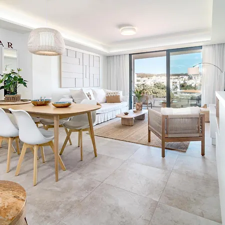 Apartment Inf2.4e - Modern 2-bed With Roof Pool Estepona
