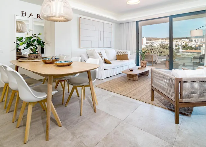 Inf2.4e - Modern 2-bed With Roof Pool * Estepona